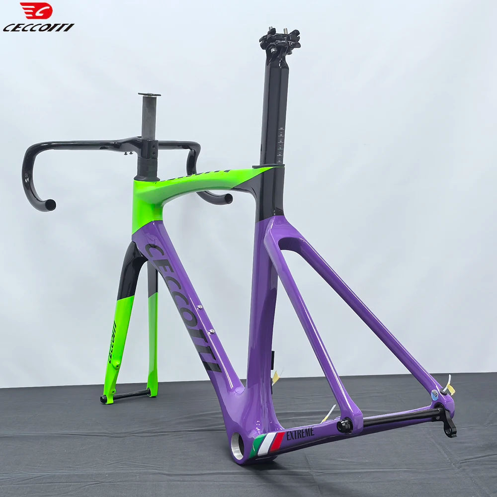 Light Weight Road Bike Frame Full Carbon Racing Road Bicycle Frames Carbon Fiber Fork 700x32C Road Bike Wheelset Disc Brake